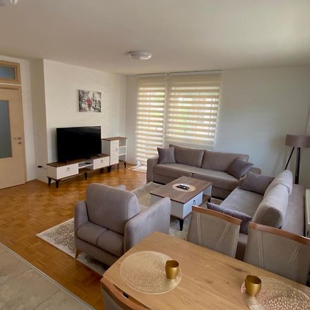 Gray Apartment 1 Prishtinë Luaran gambar