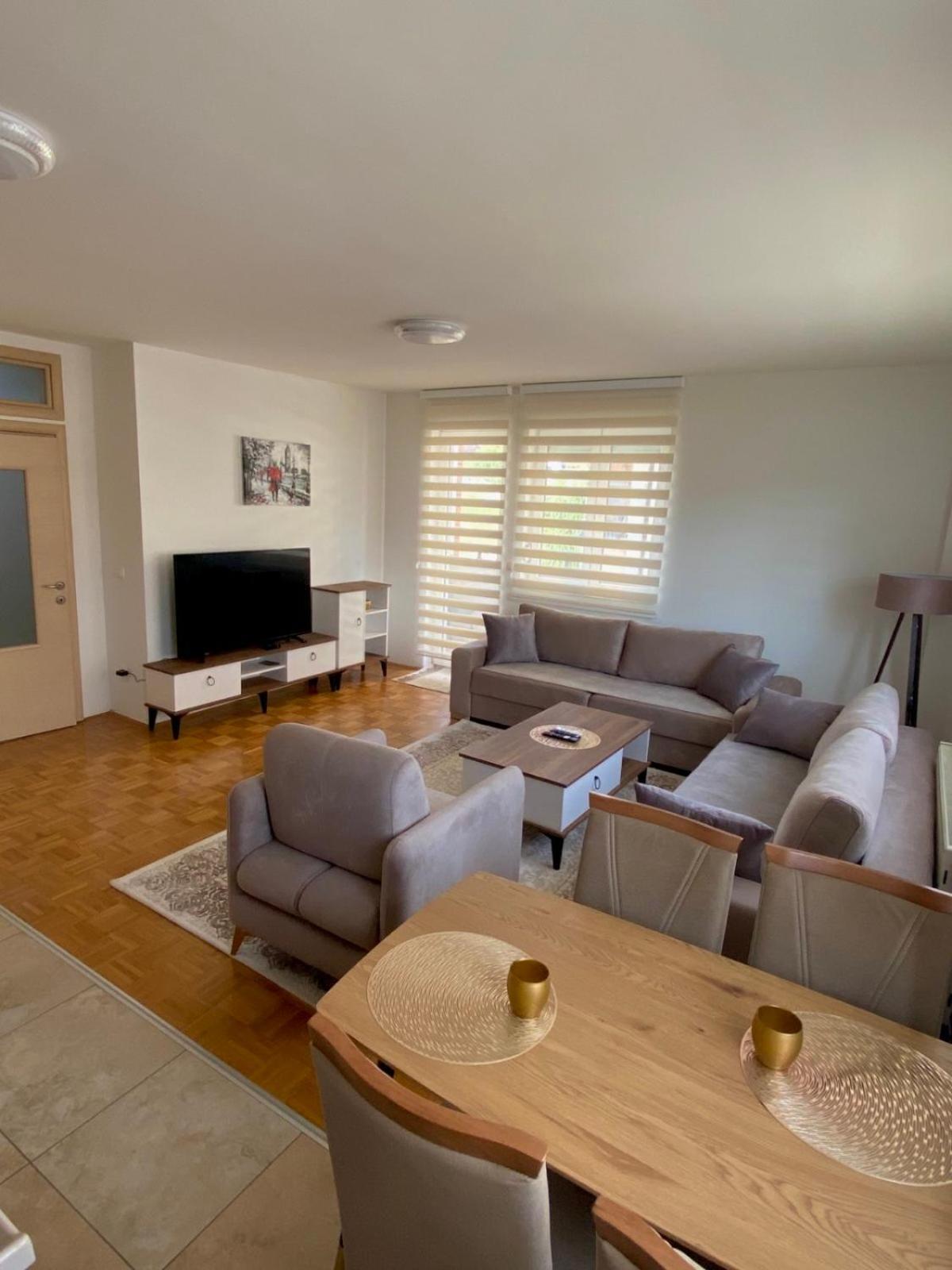 Gray Apartment 1 Prishtinë Luaran gambar